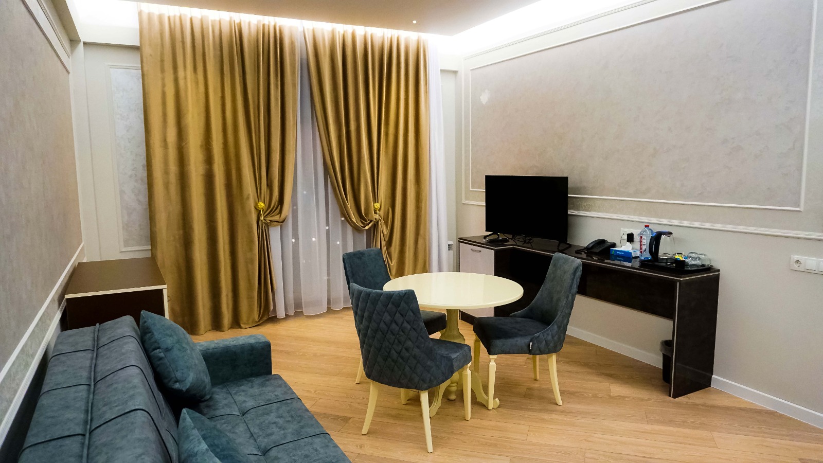 Family Suite Family Suite